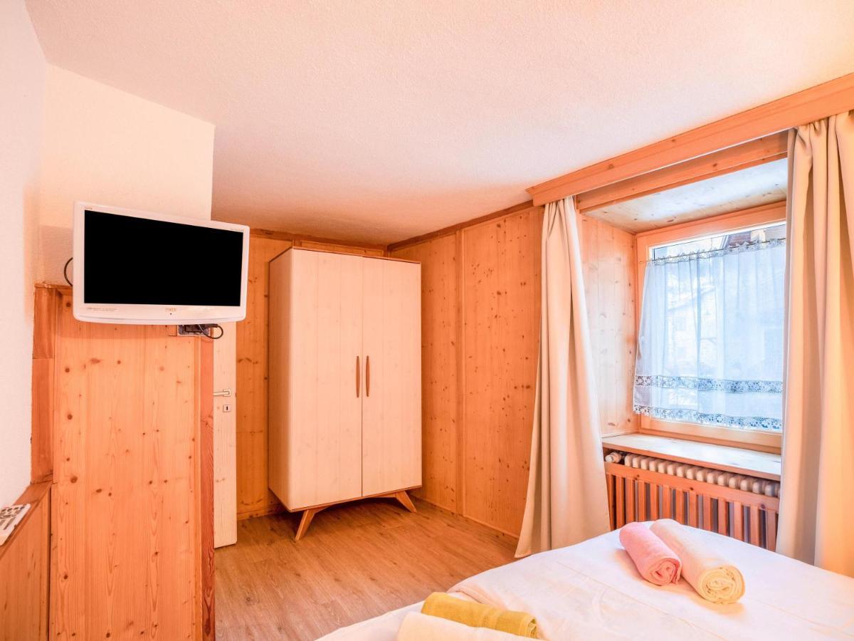 Chalet Osmar Appartamento 1 Кампителло-ди-Фасса Экстерьер фото