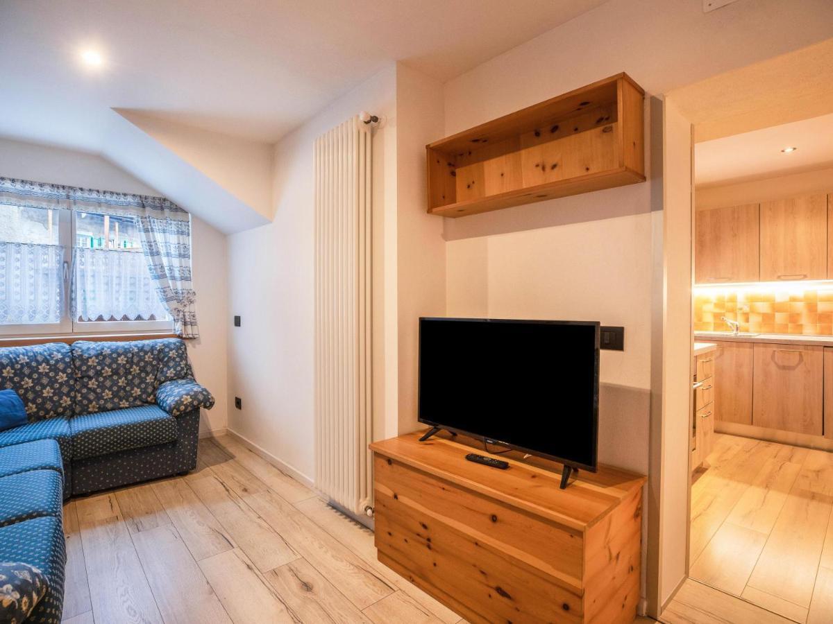 Chalet Osmar Appartamento 1 Кампителло-ди-Фасса Экстерьер фото